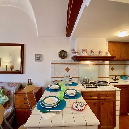 Holidaycasa Romano - Vacanza Nel Cuore Di Сперлонга Екстер'єр фото