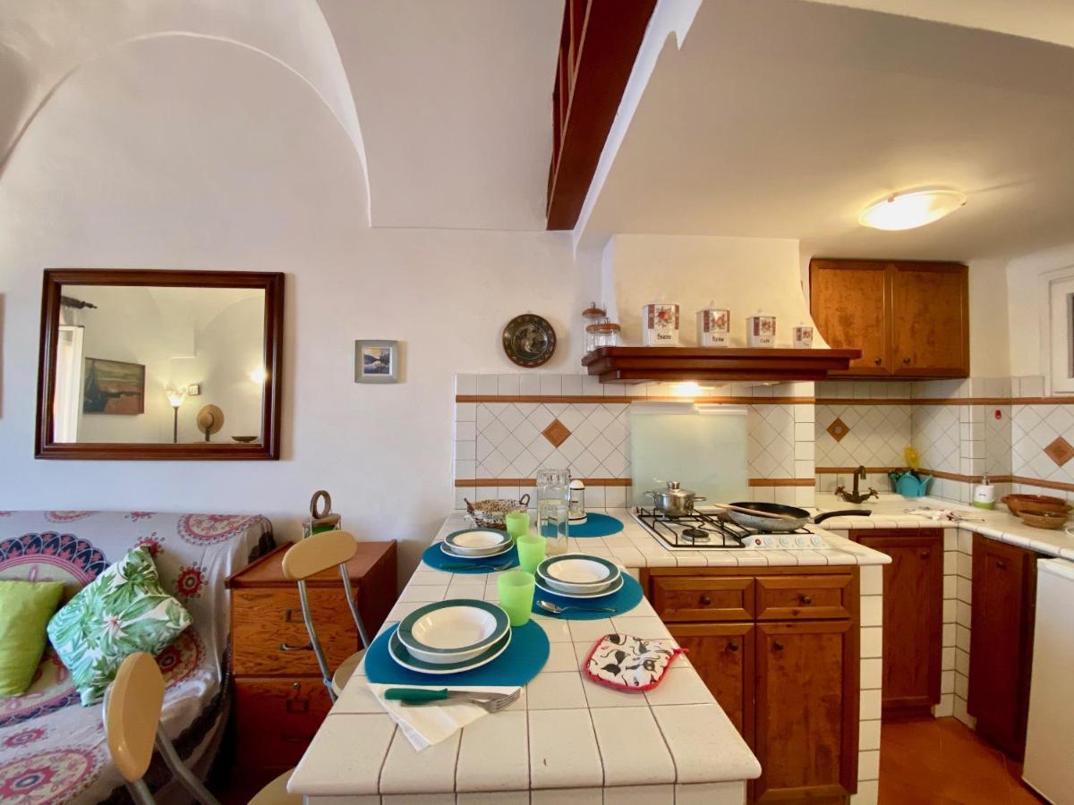Holidaycasa Romano - Vacanza Nel Cuore Di Сперлонга Екстер'єр фото