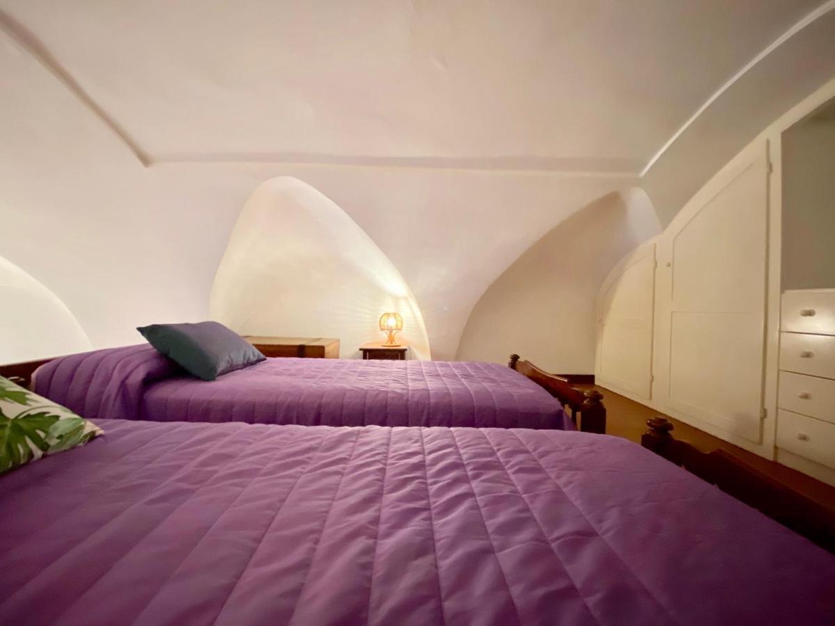 Holidaycasa Romano - Vacanza Nel Cuore Di Сперлонга Екстер'єр фото