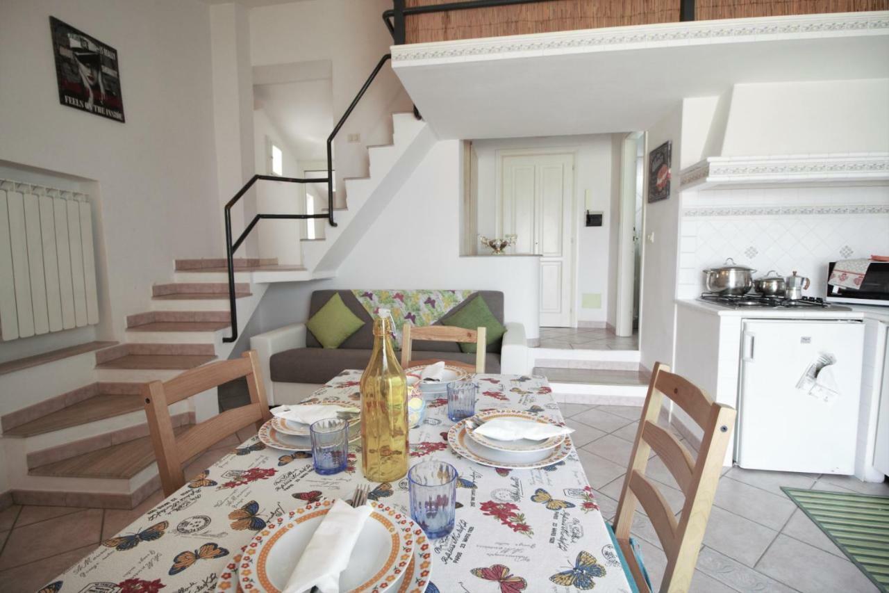 Holidaycasa Romano - Vacanza Nel Cuore Di Сперлонга Екстер'єр фото